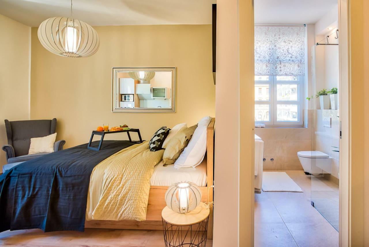 Parkside Studio Apartments With Free Parking Pula Exterior foto